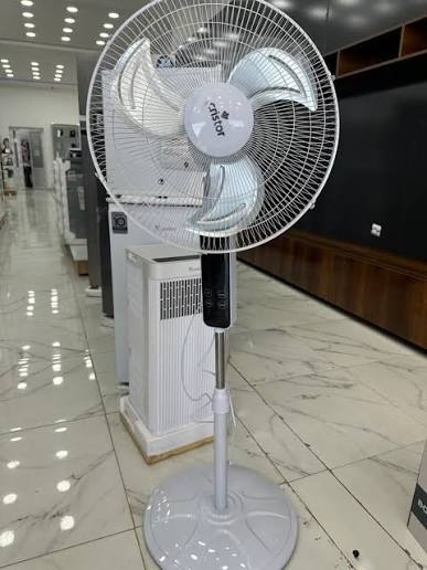 VENTILATUR CRISTOR SUR PIED (3EN1) 18"/3L/3VITS
